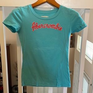 Abercrombie tee shirt